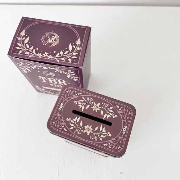 Fairyloot Books To Read, TBR Tin, Adventure Awaits Tin - Shelfie Bookstagram - Picture 3 of 3